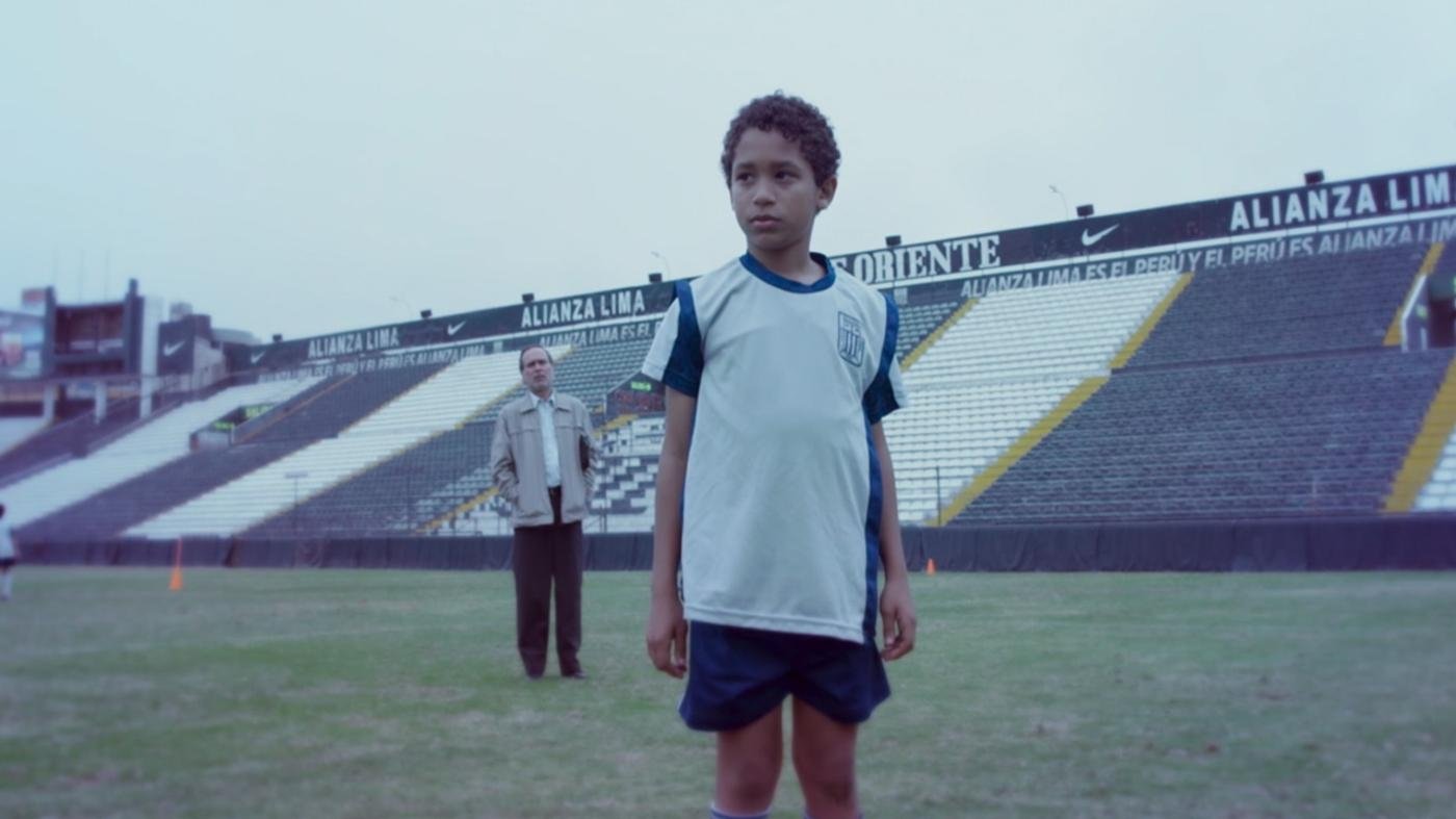 Guerrero: La Película Background