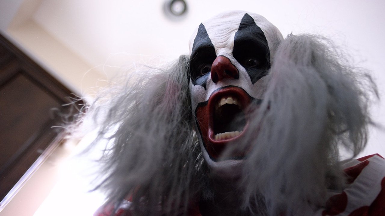 Clowntergeist Background