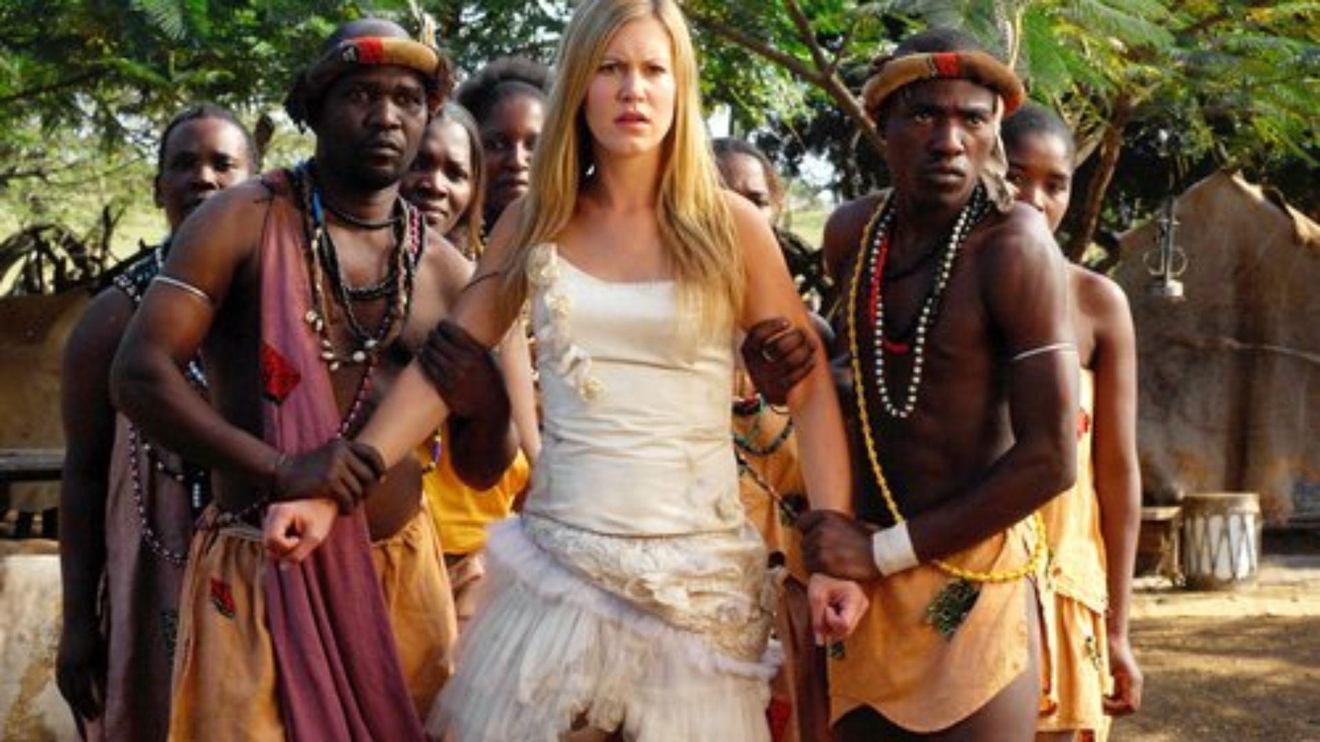 Im Brautkleid durch Afrika Background