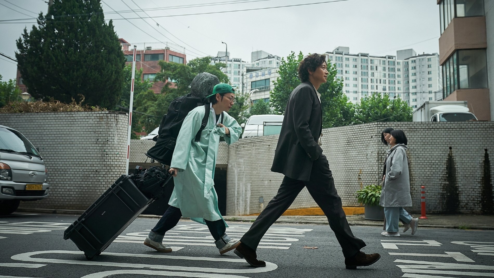 Dr. Cheon and the Lost Talisman Background