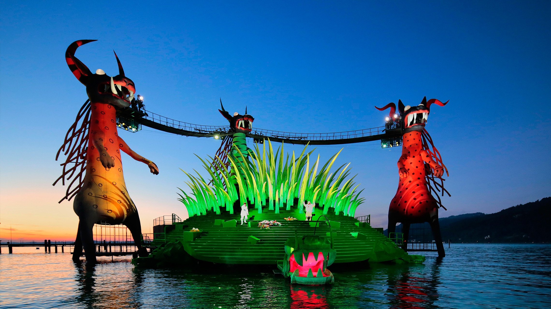 Die Zauberflöte, Bregenzer Festspiele Background