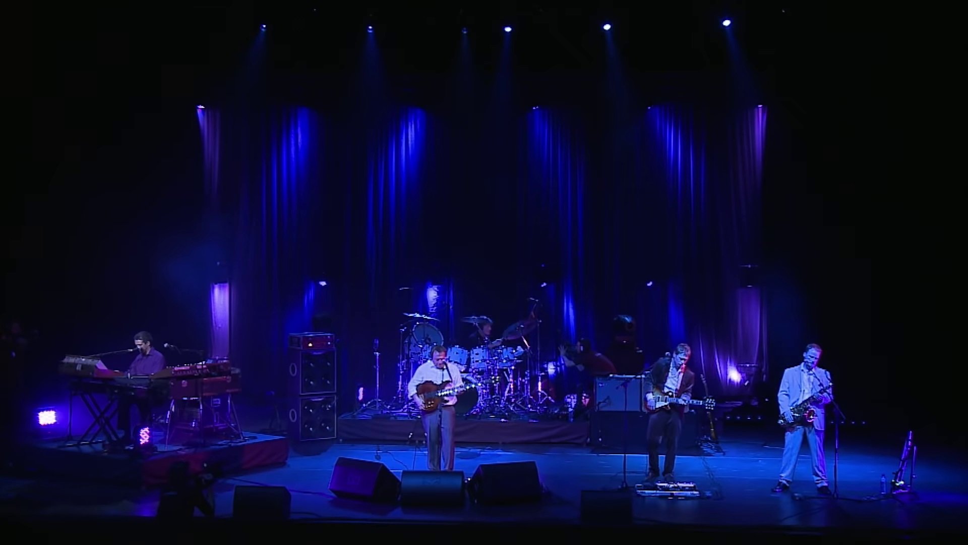Level 42 - Live in Holland Background