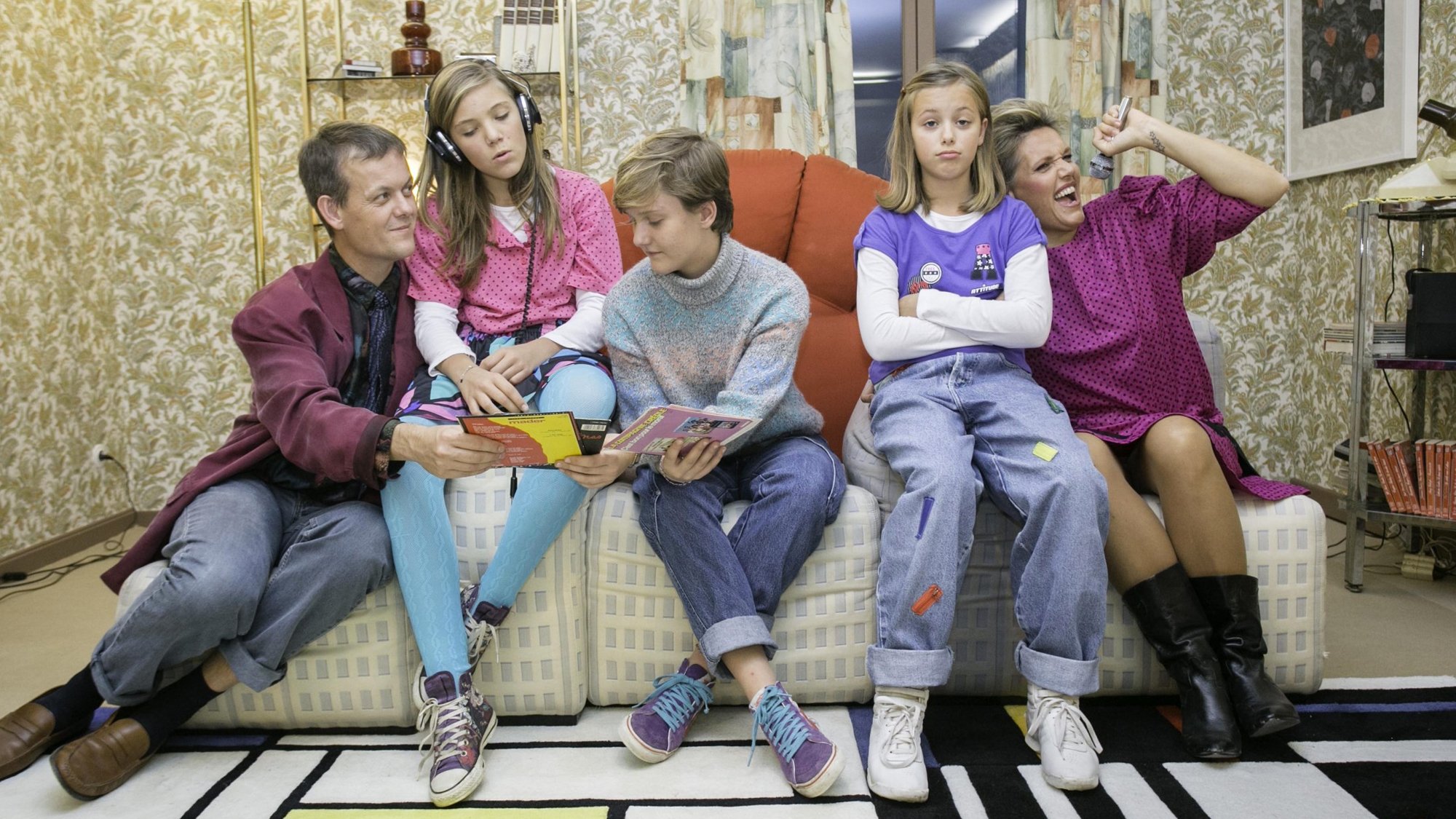La Famille à remonter le temps Background