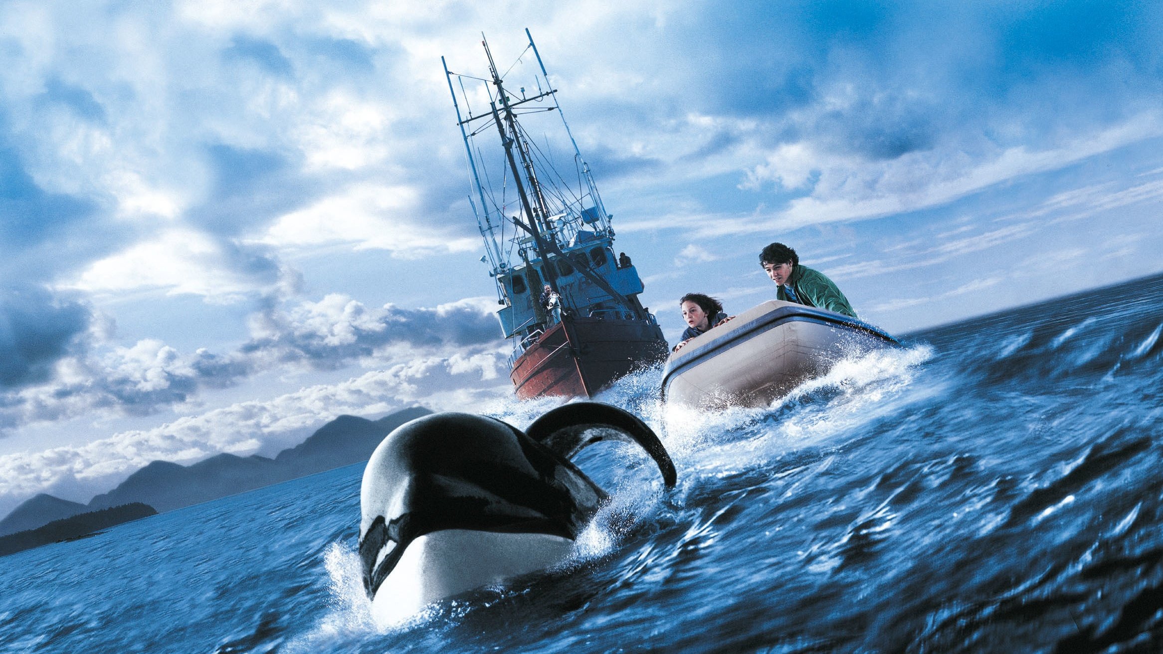 Free Willy 3: The Rescue Background