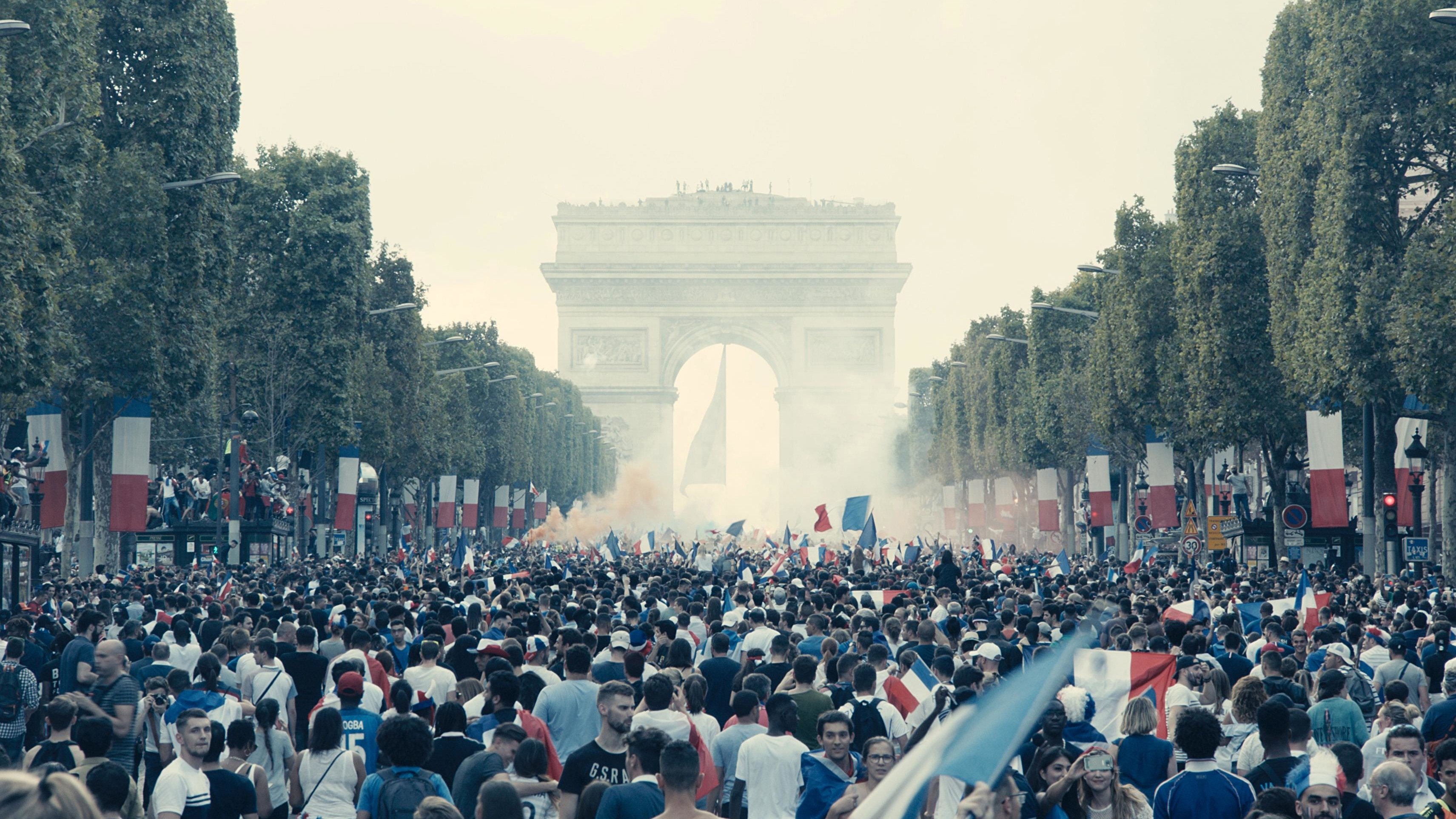 Les Misérables Background
