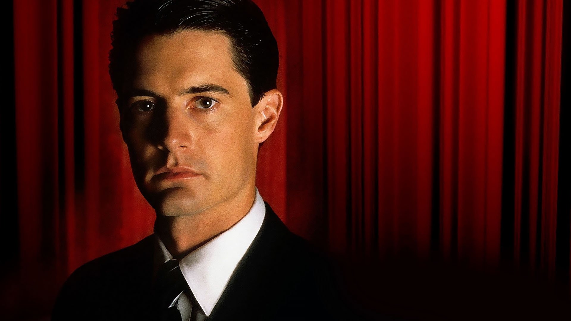 Twin Peaks: The Missing Pieces Background