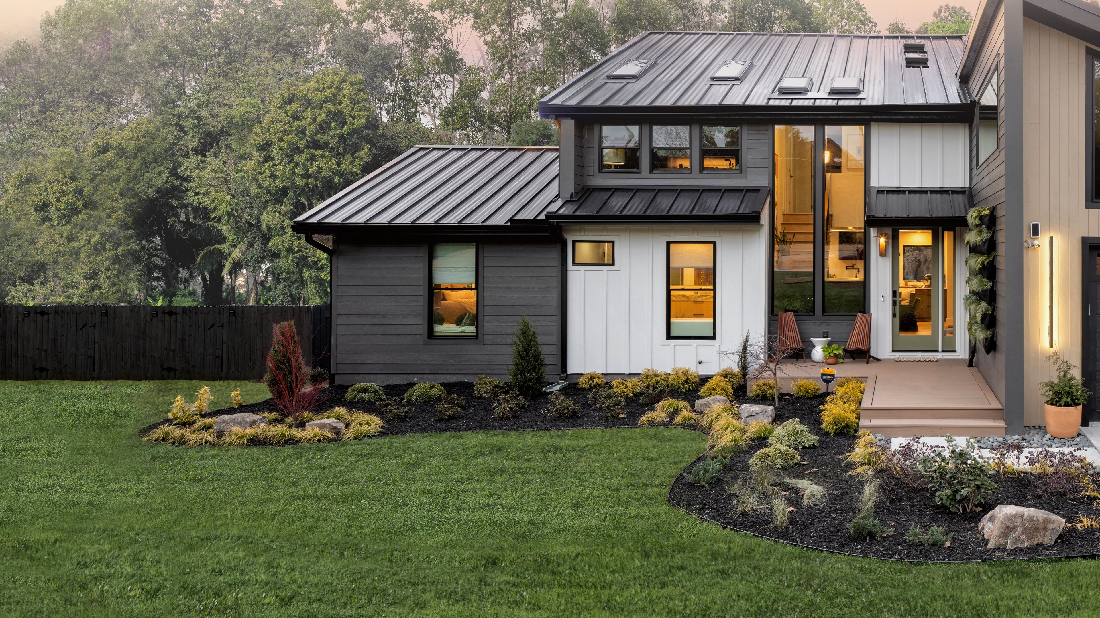 HGTV Smart Home Background