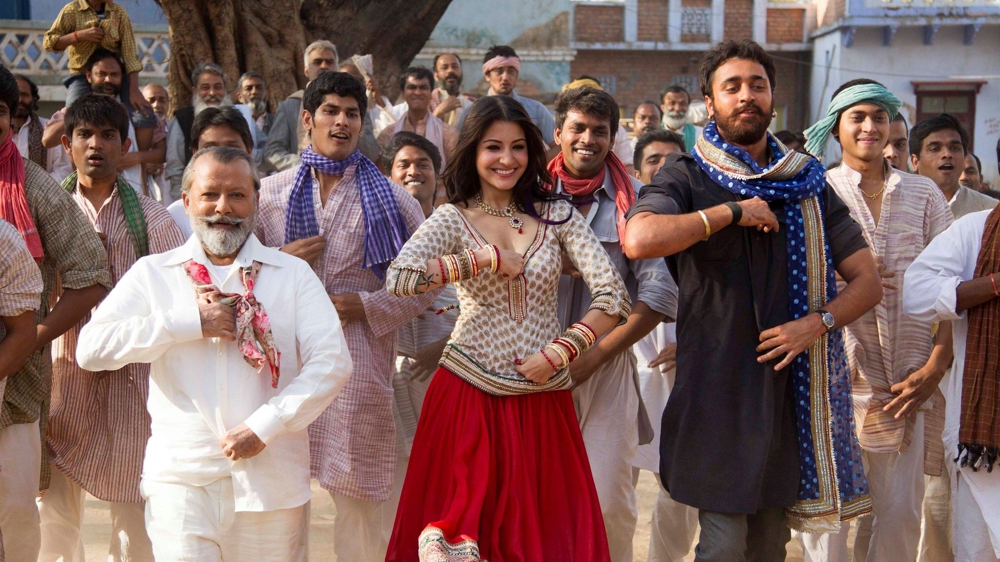 Matru Ki Bijlee Ka Mandola Background