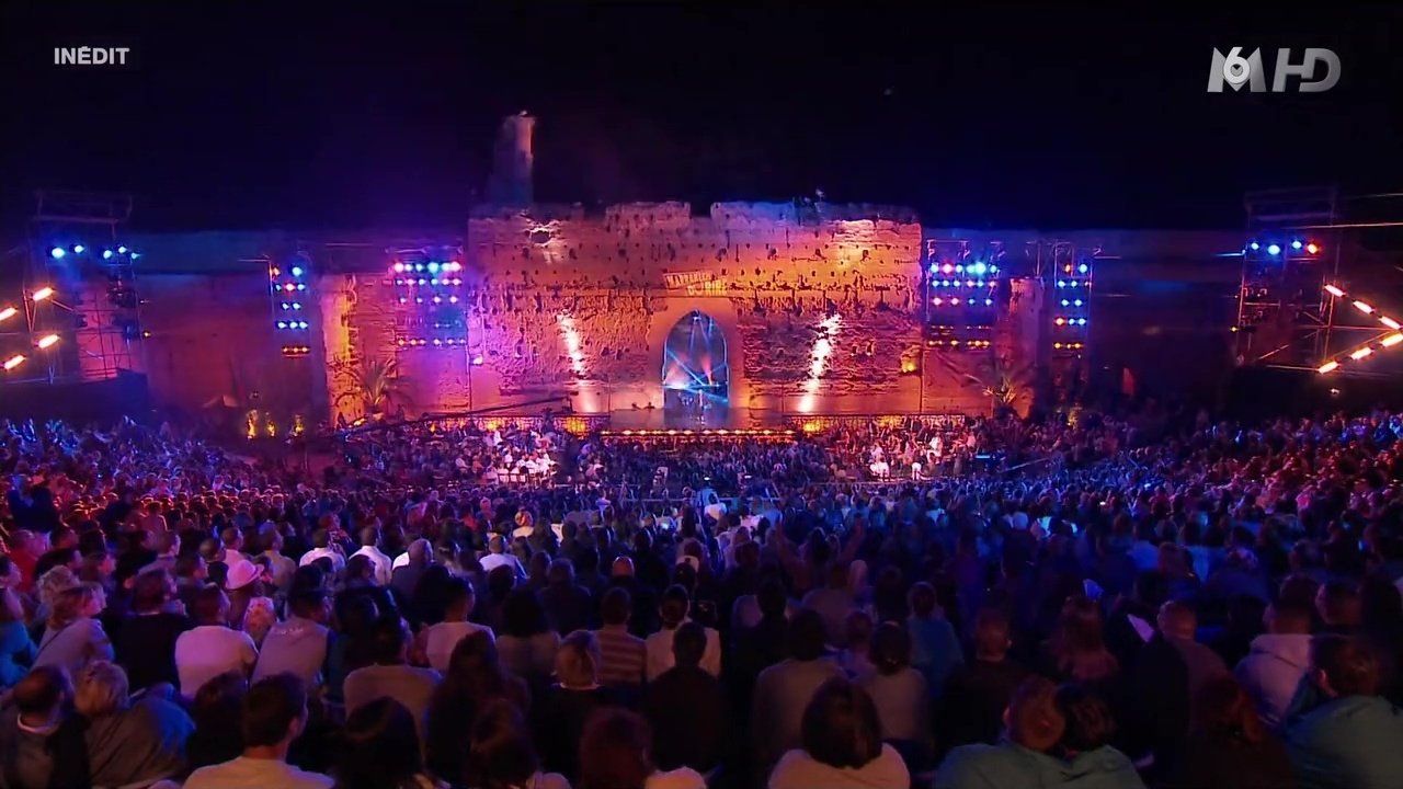 Jamel et ses amis au Marrakech du rire 2015 Background