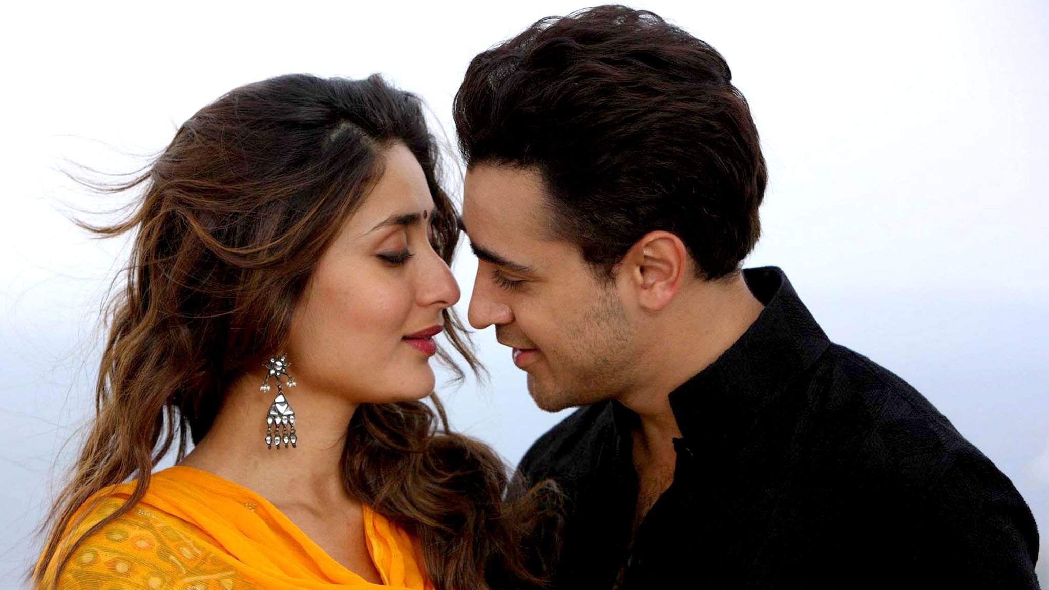 Gori Tere Pyaar Mein Background