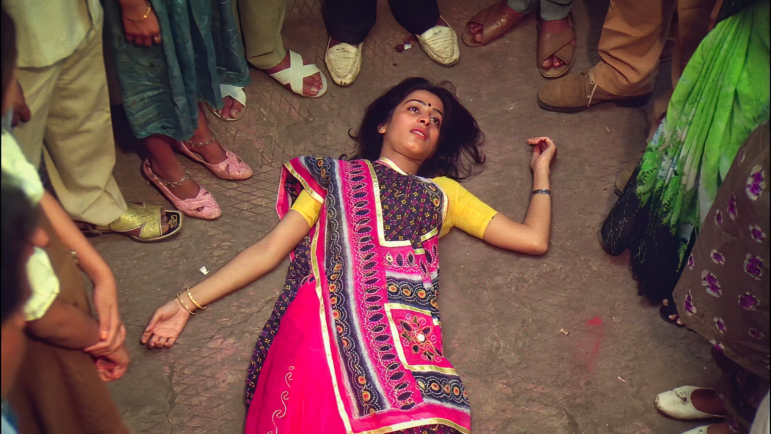 Kamla Ki Maut Background