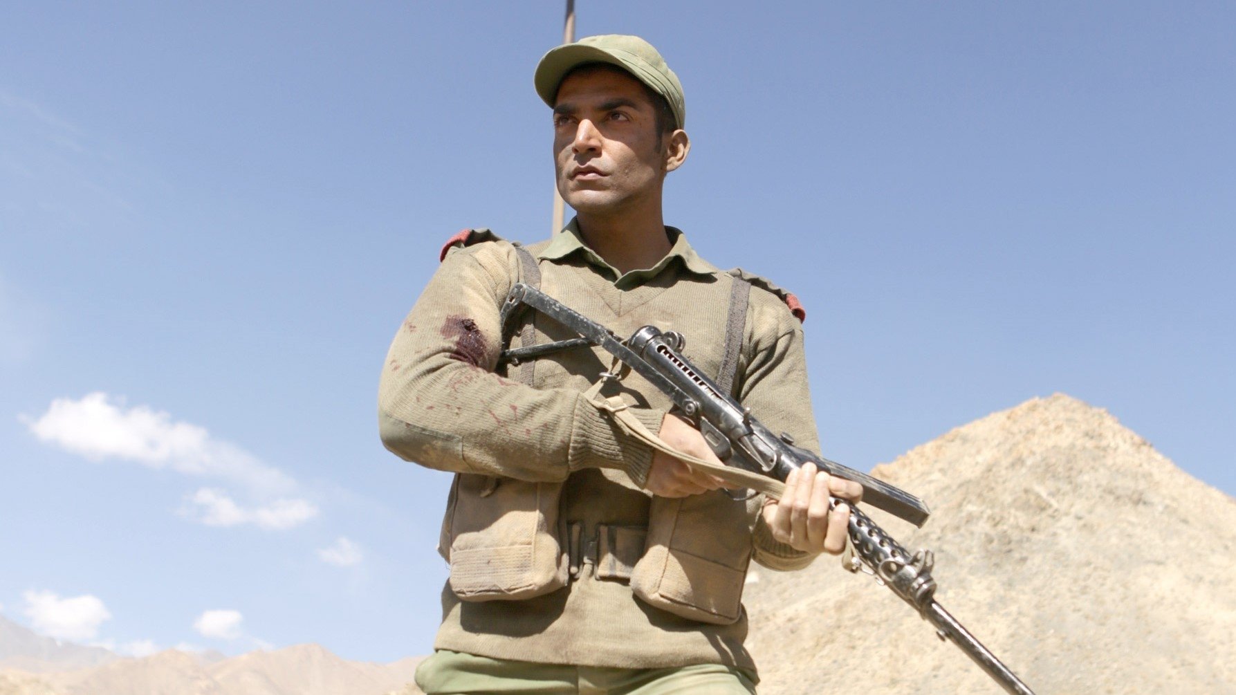 Paltan Background