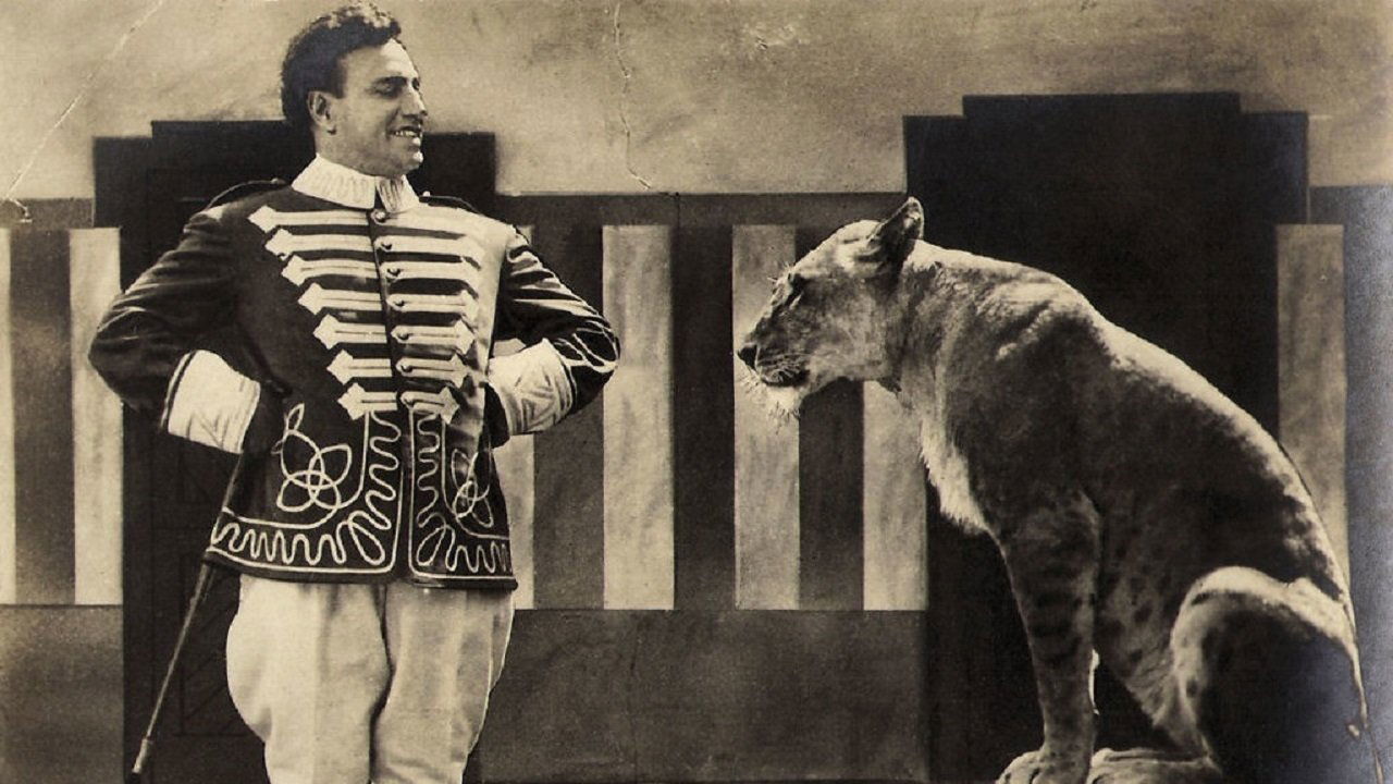 Maciste nella gabbia dei leoni Background