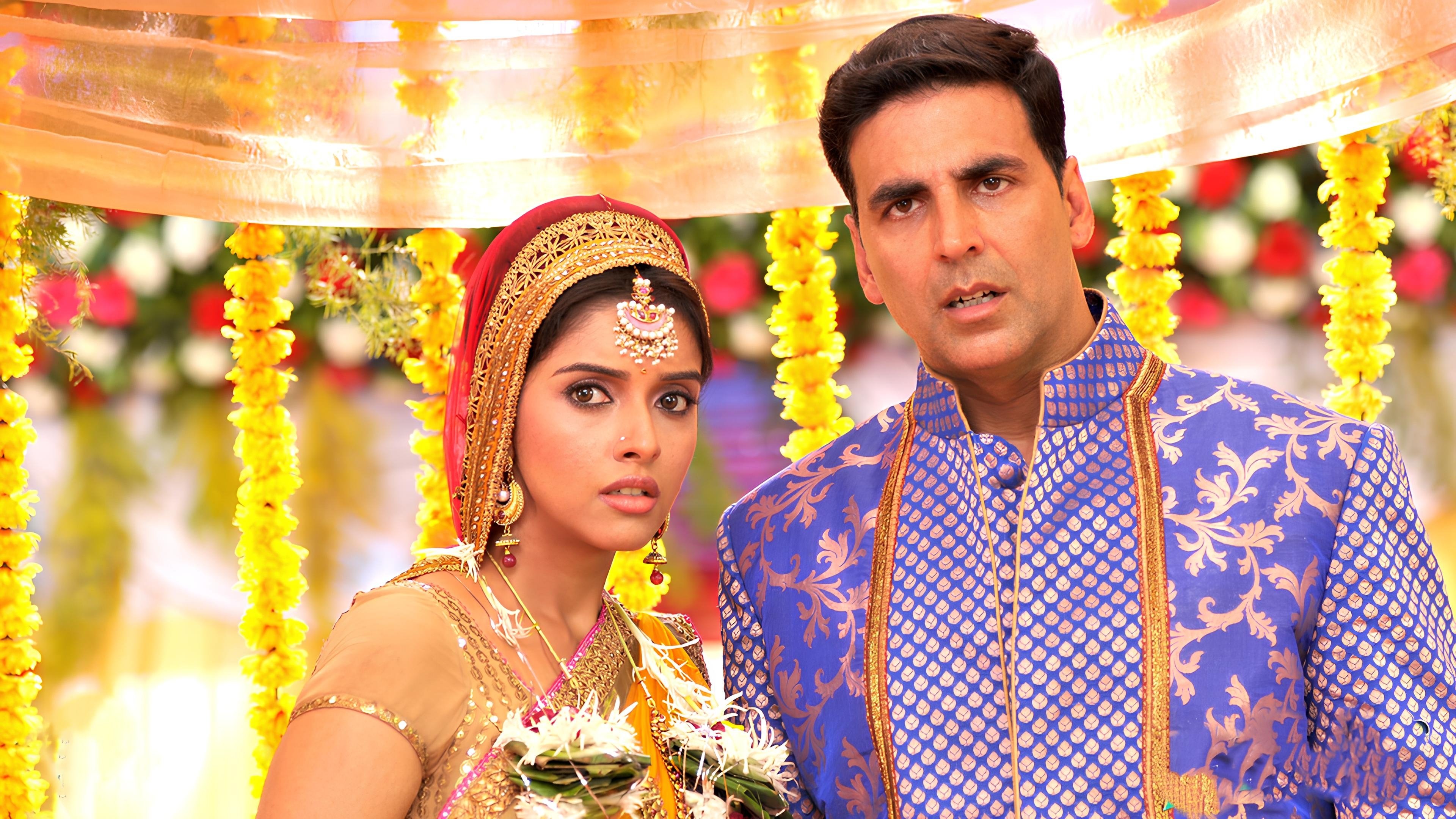 Khiladi 786 Background