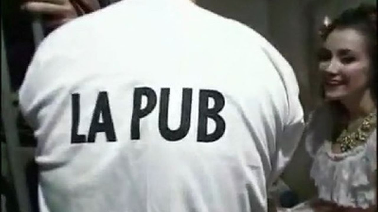 Les Nuls : La Pub Background
