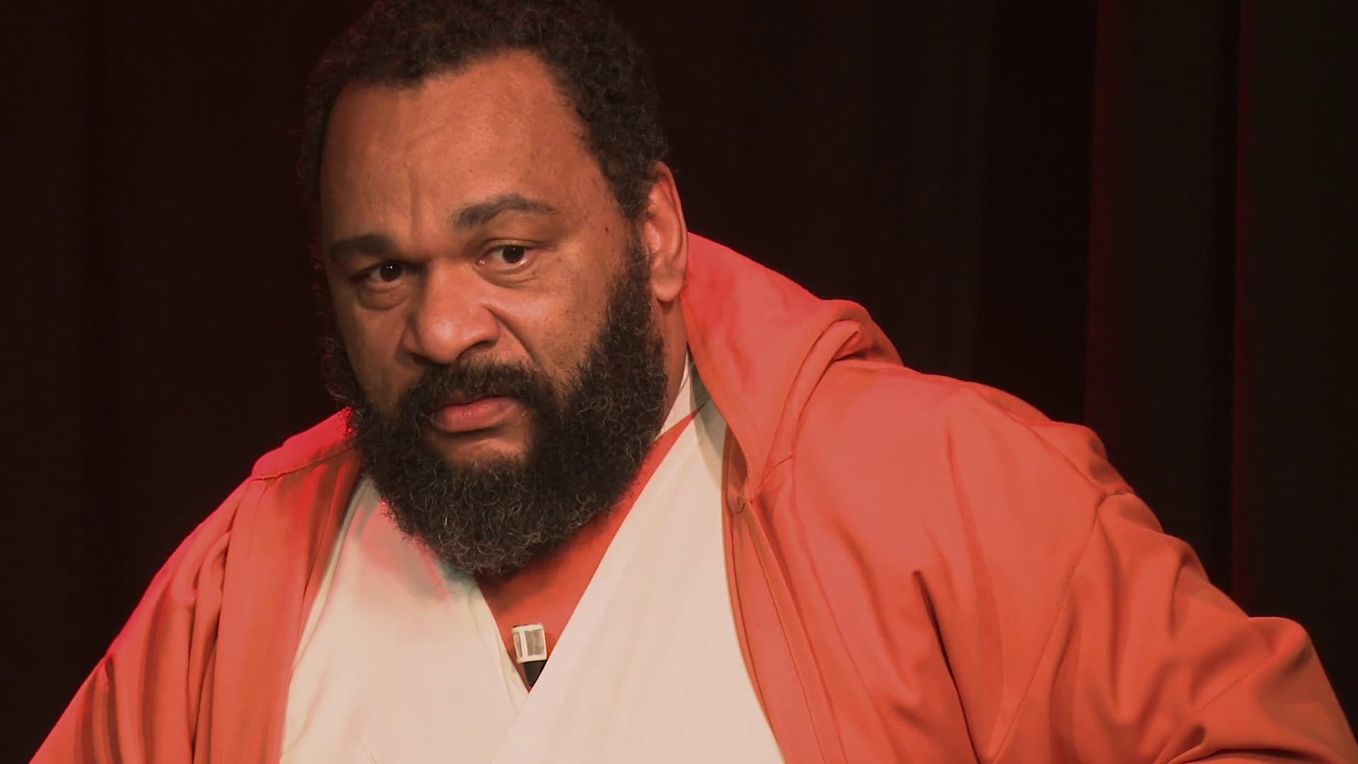 Dieudonné - La Guerre Background