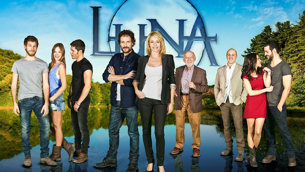 Luna, el misterio de Calenda Background