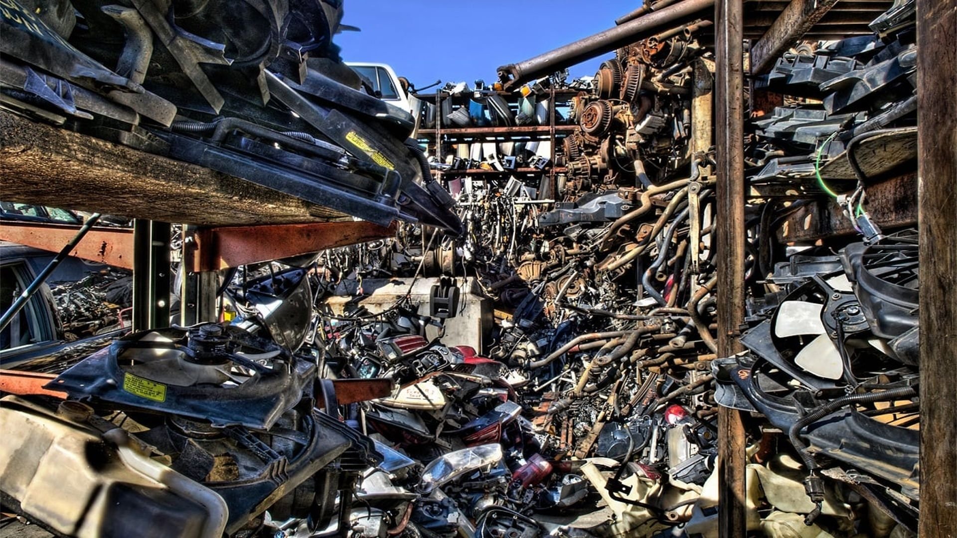 Junkyard Wars Background