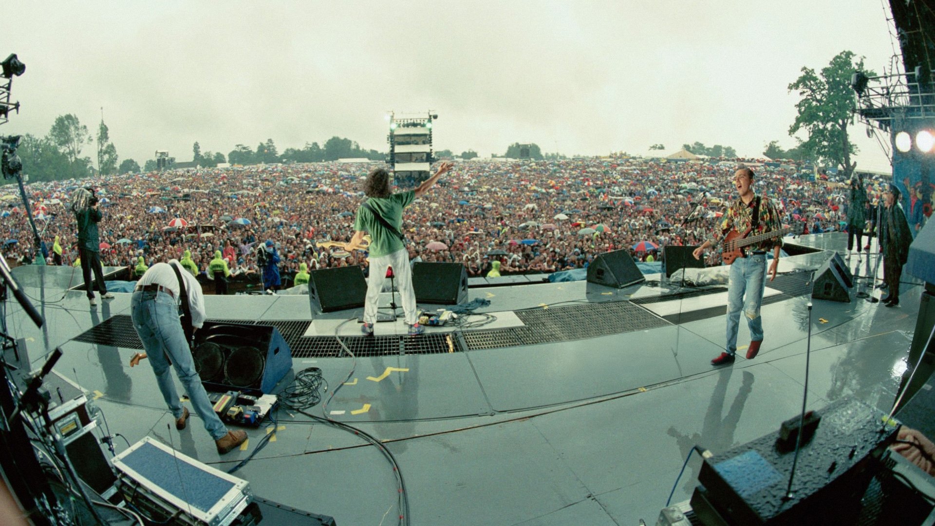 The Best British Rock Concert of All Time, Live at Knebworth Background