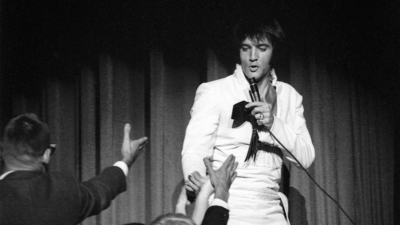 Unauthorized Biographies: Elvis Presley Background