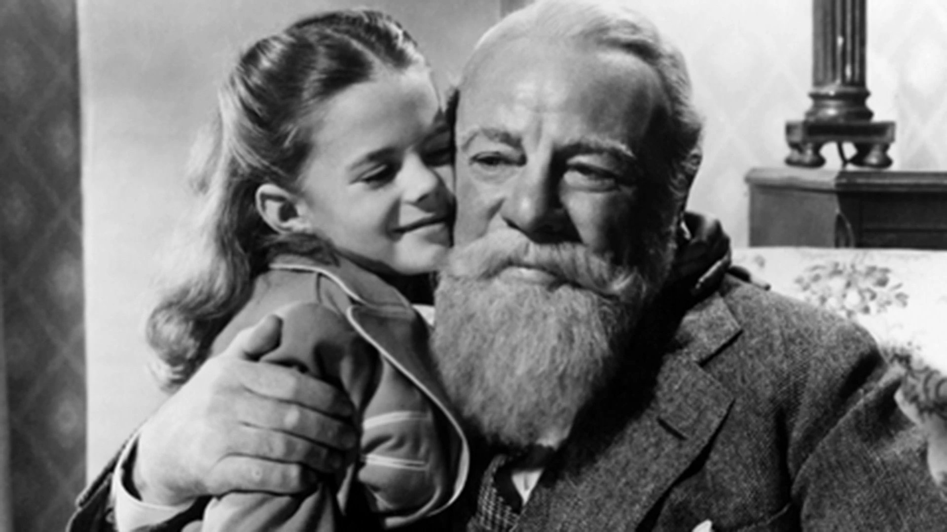 Miracle on 34th Street Background