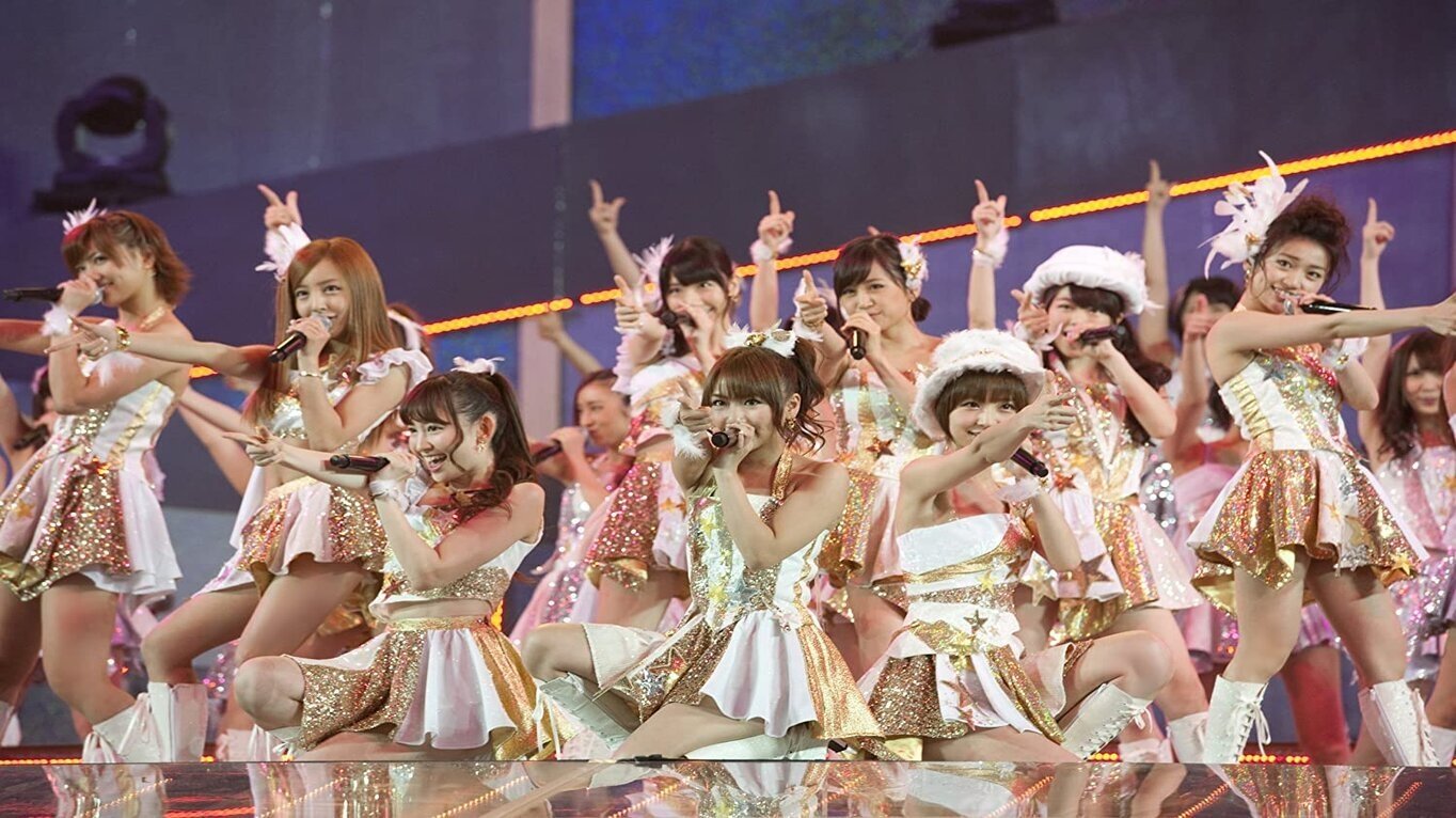 Maeda Atsuko's Tearjerking Graduation Announcement in Saitama Super Arena Background