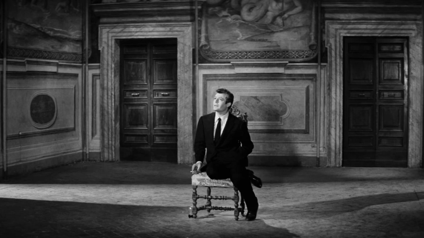 La Dolce Vita Background