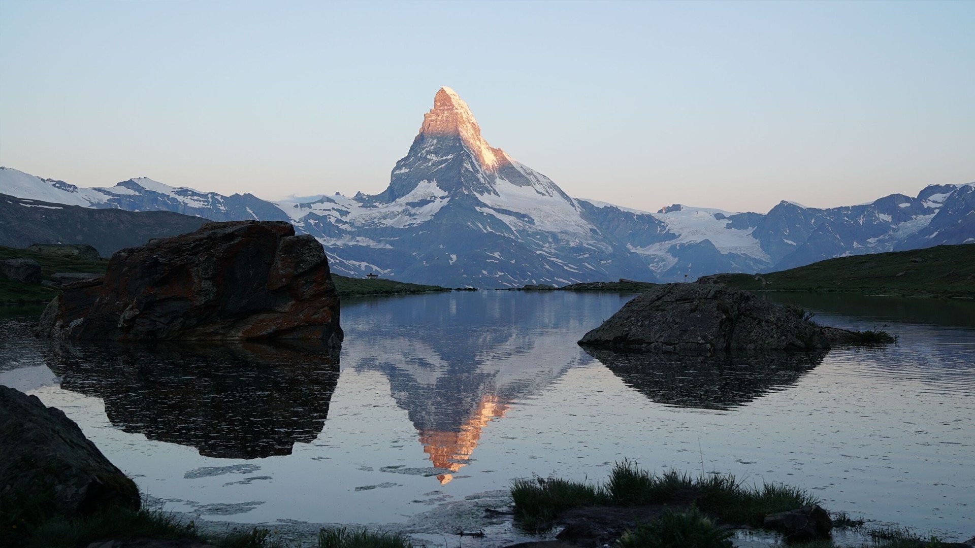 The Alps Background