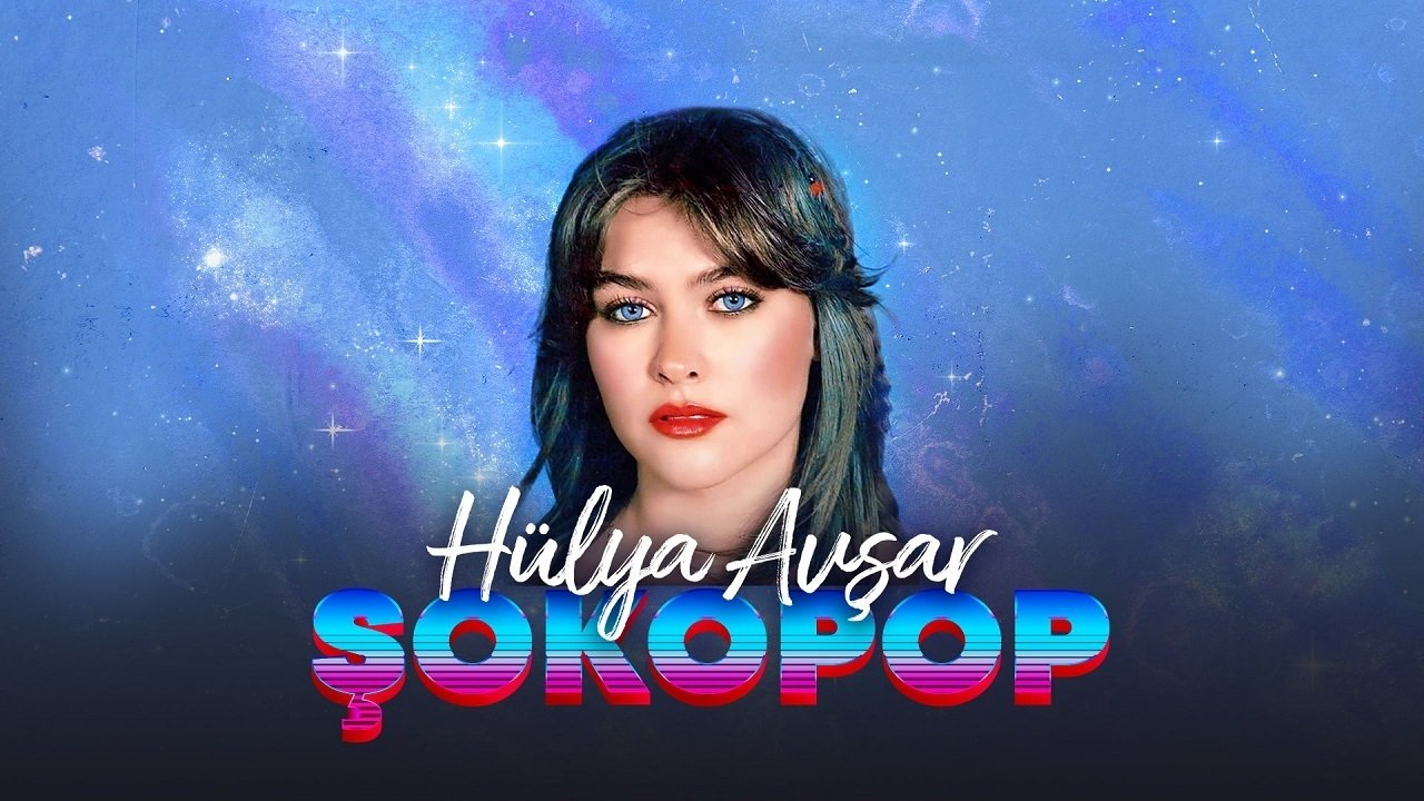Şokopop Portreler: Hülya Avşar Background