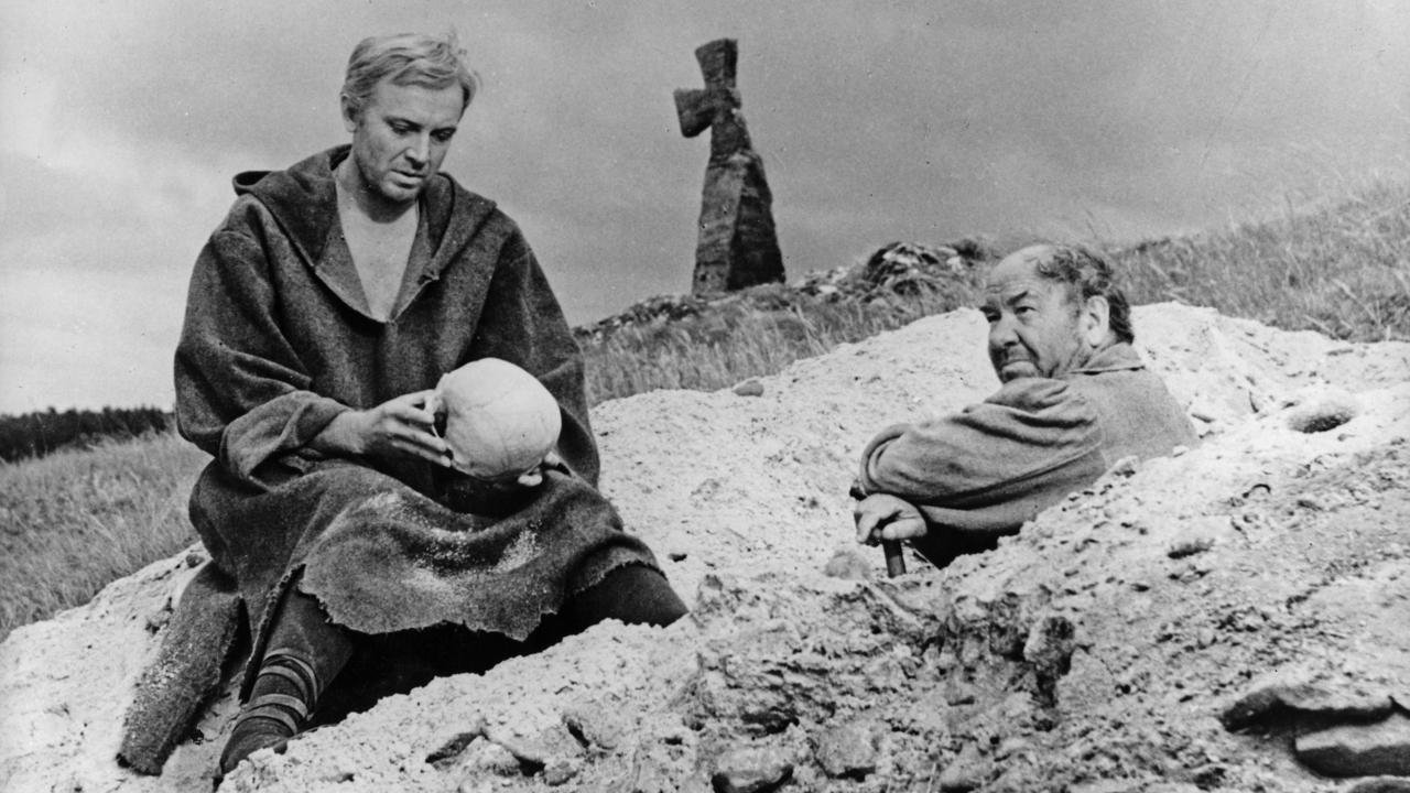 Hamlet Background