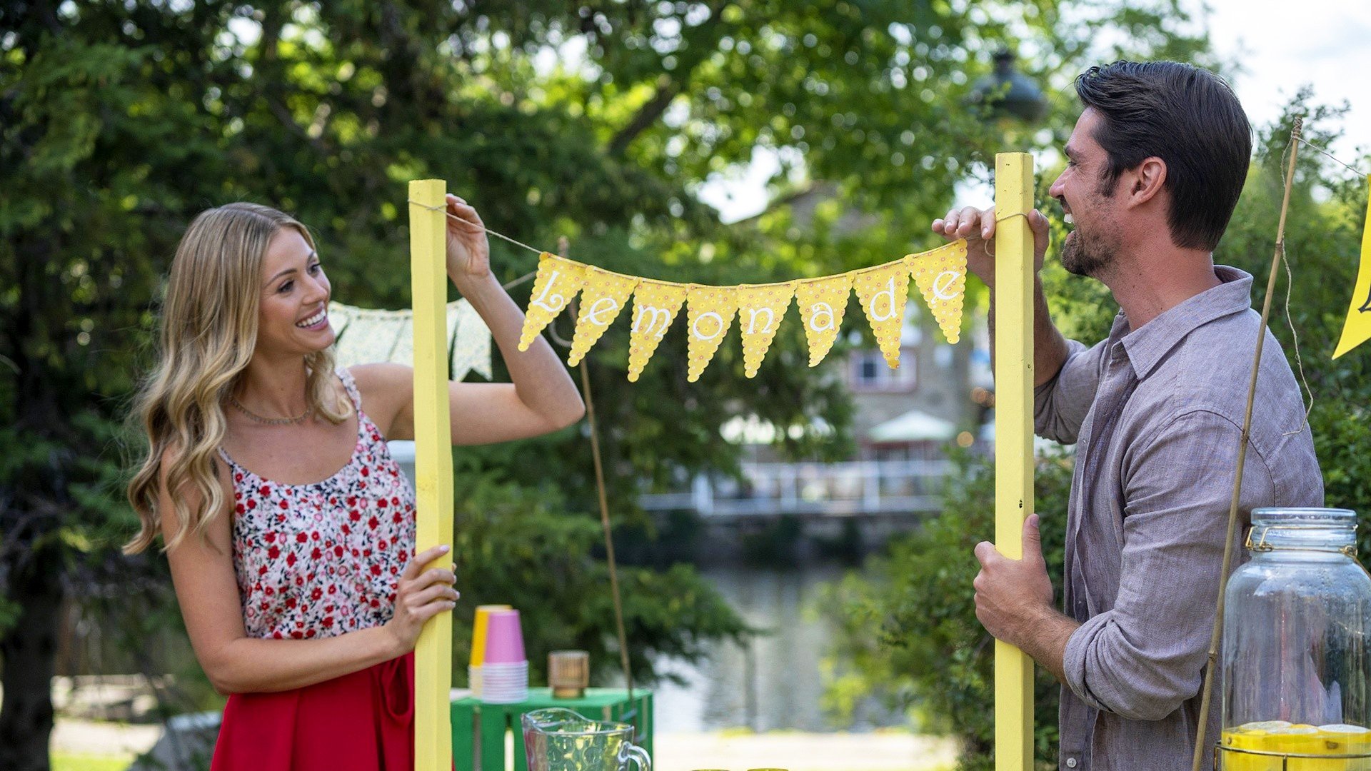 Lemonade Stand Romance Background