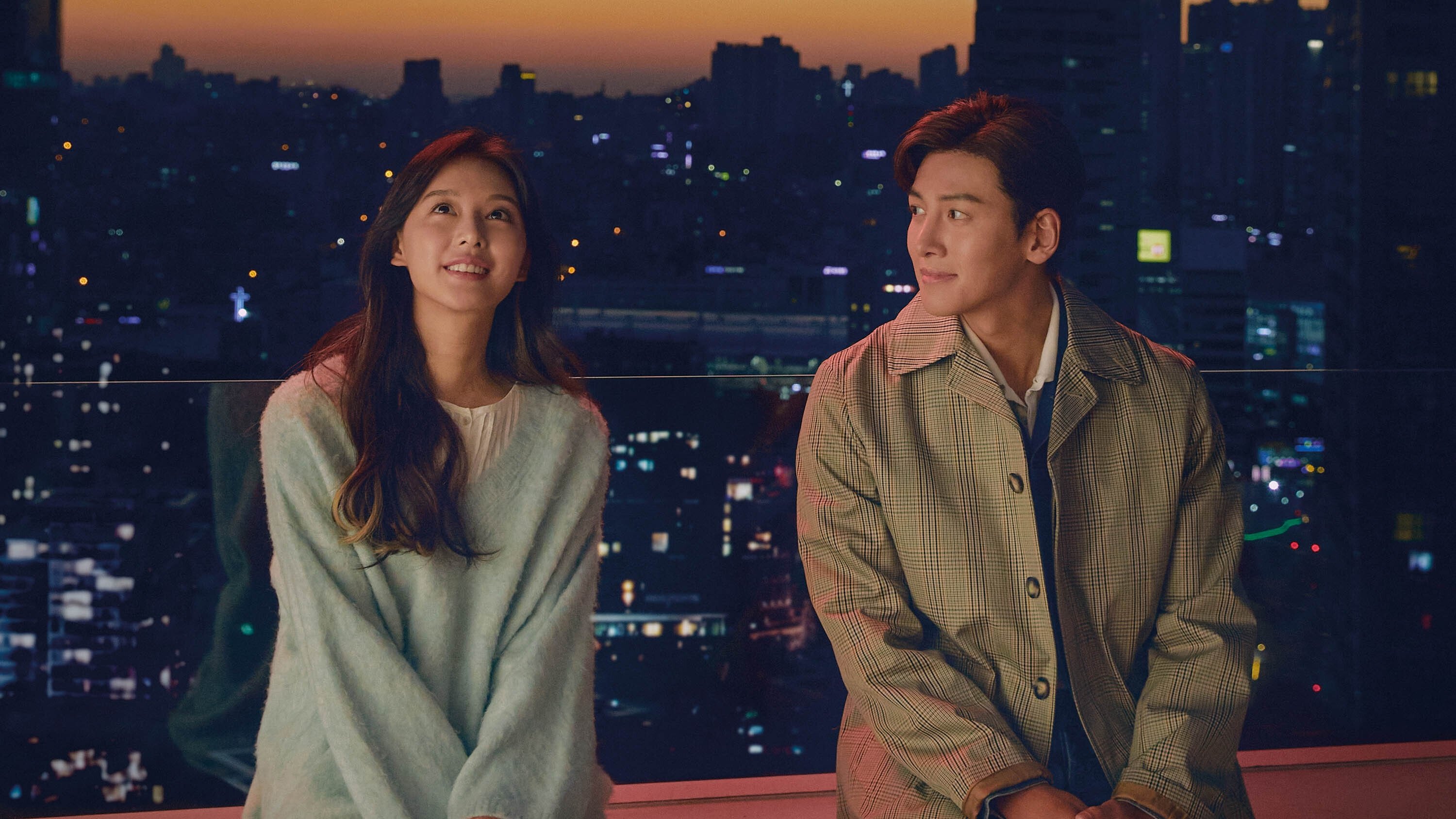 Lovestruck in the City Background