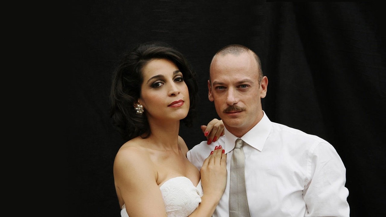 Amore che vieni, amore che vai Background