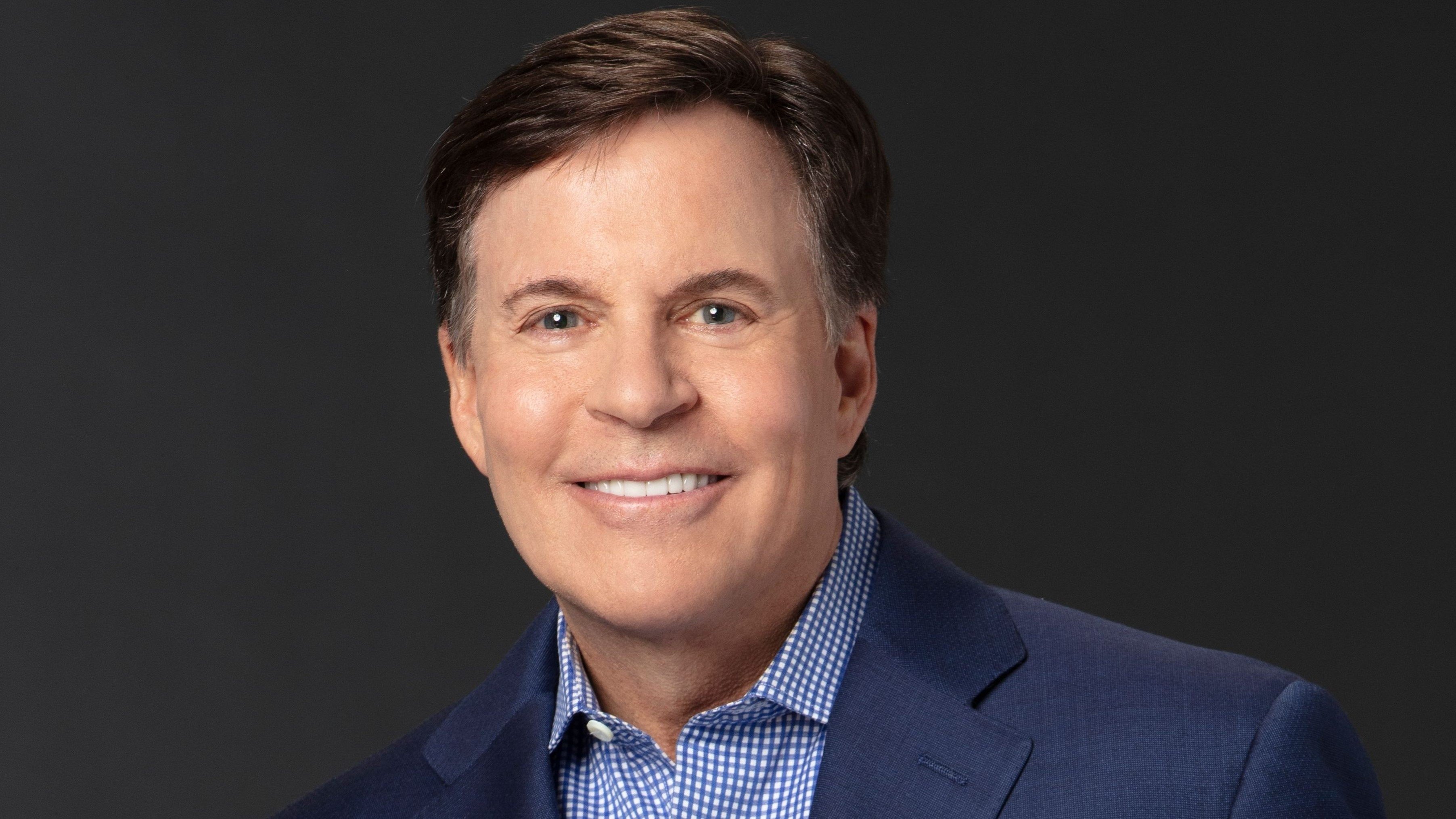 Costas Now Background